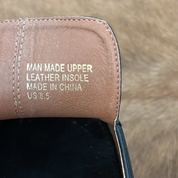 Mi.iM Black Pointed-Toe Mules Sleek Minimalist Design - Picture 6 of 6